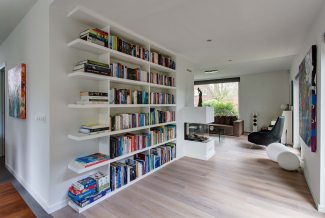Moderne boekenkast boekenkast in perspectief